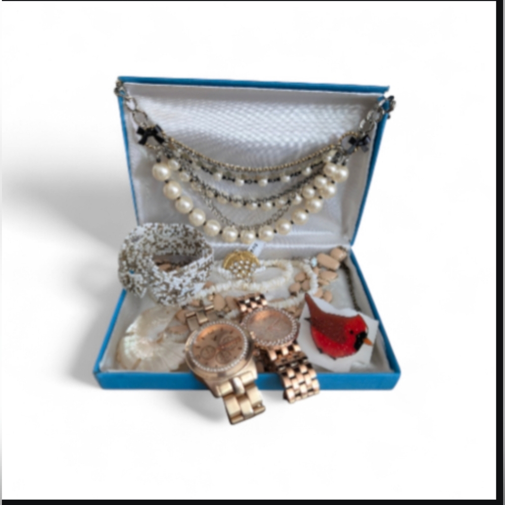 Mixed Jewelry Set with Rose Gold Watches and Pearl Necklace